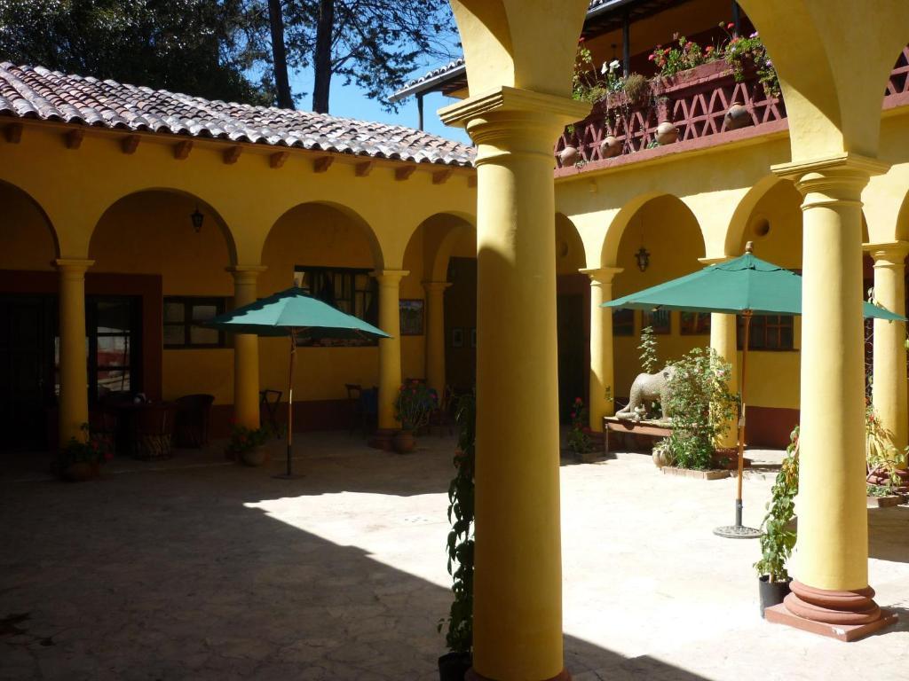 Hotel Na Bolom San Cristóbal de Las Casas Eksteriør billede